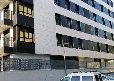 Cierre perimetral - Montaje en obra